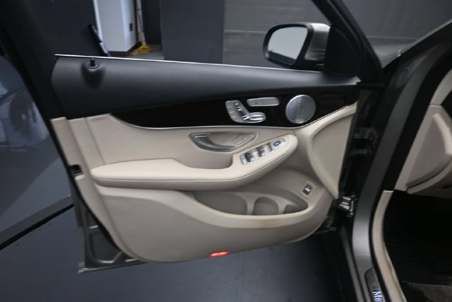 Certified 2020 Mercedes-Benz GLC 300 image 15