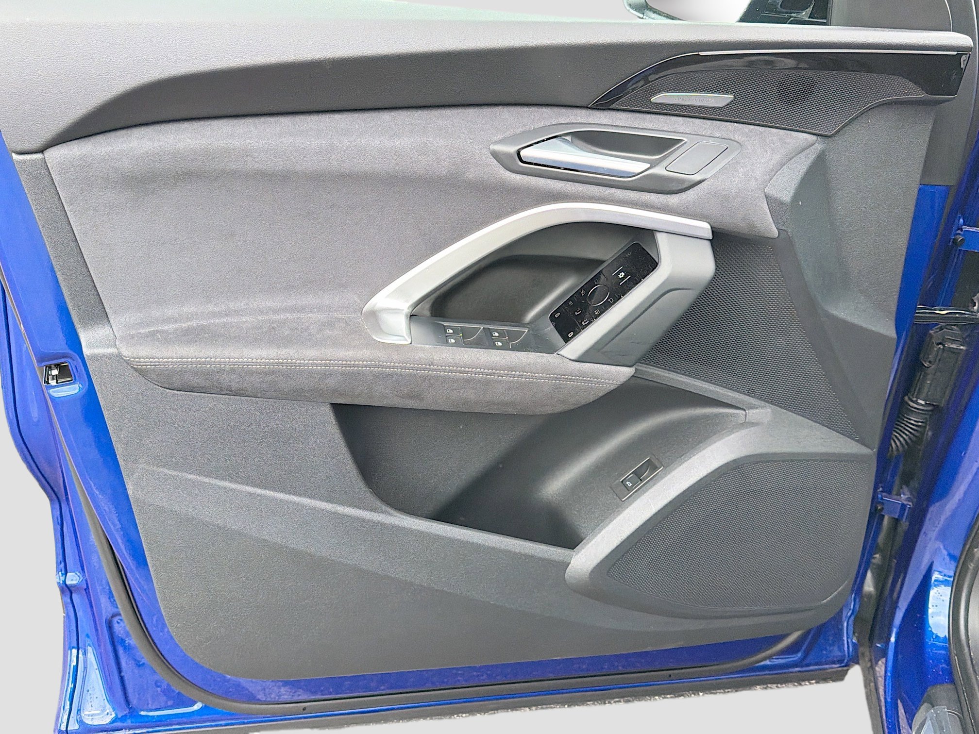 New 2025 Audi SQ5 Premium Plus image 22