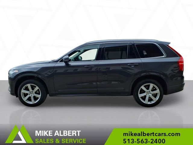 Used 2023 Volvo XC90 B5 Core AWD/4WD image 4