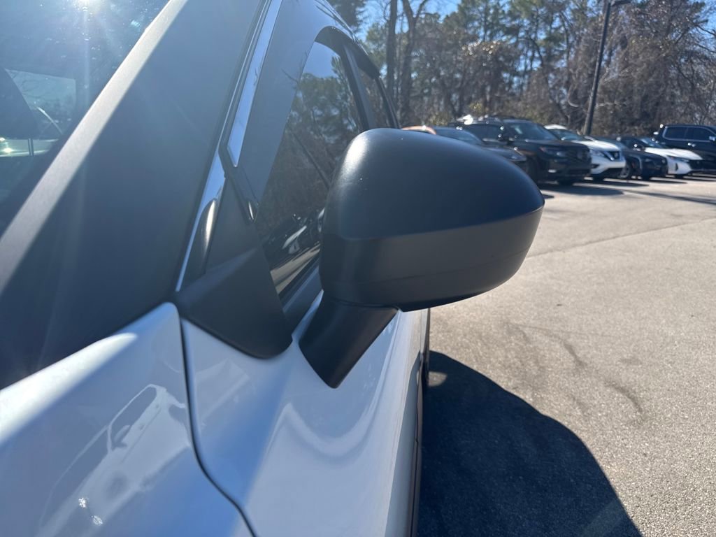 Certified 2025 Nissan Rogue S image 33