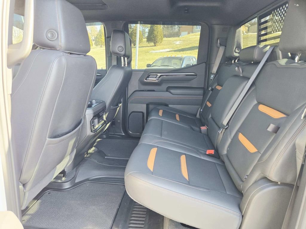 Used 2025 GMC Sierra 1500 AT4 w/ AT4 Premium Package image 13