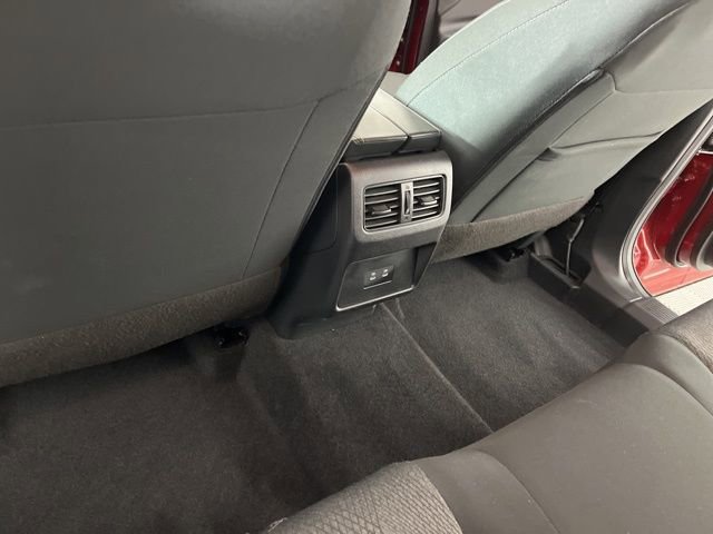 Used 2026 Nissan Rogue SV image 43