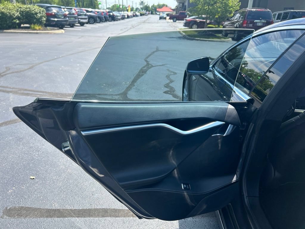 Used 2016 Tesla Model S 90D AWD/4WD image 27