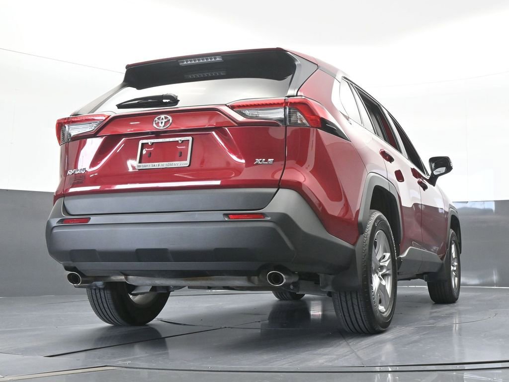 Used 2025 Toyota RAV4 XLE w/ Convenience Package FWD image 58