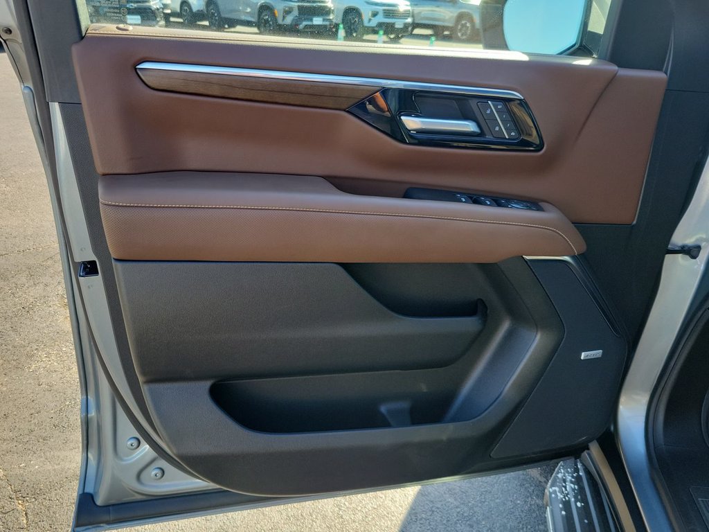 Certified 2026 Chevrolet Tahoe High Country w/ LPO, Illumination Package RWD image 22