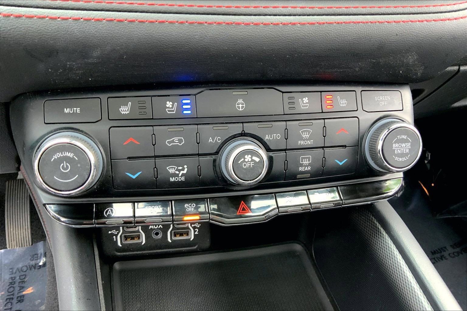 Certified 2023 Dodge Durango GT image 32