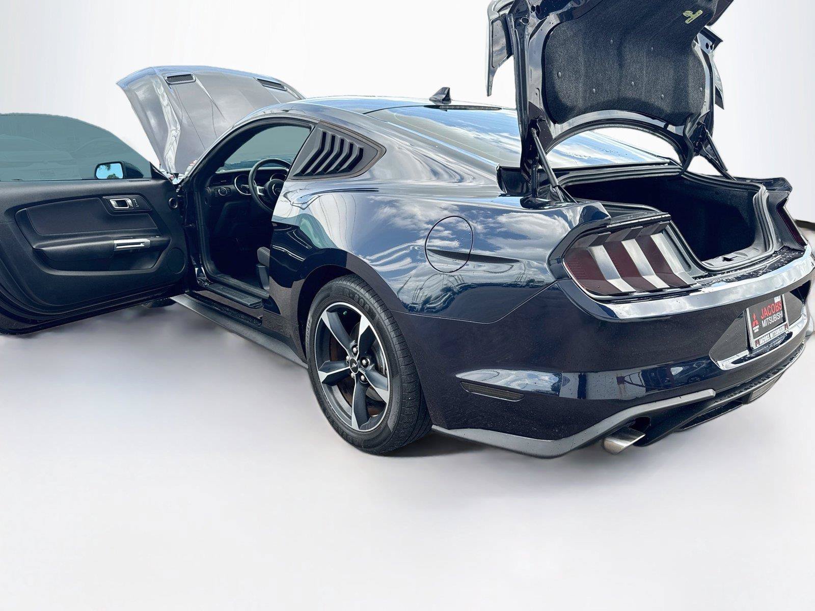 Used 2021 Ford Mustang Coupe RWD image 36