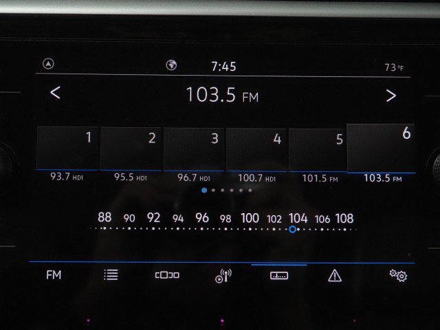 Used 2023 Volkswagen Atlas SE w/ Technology Package image 28