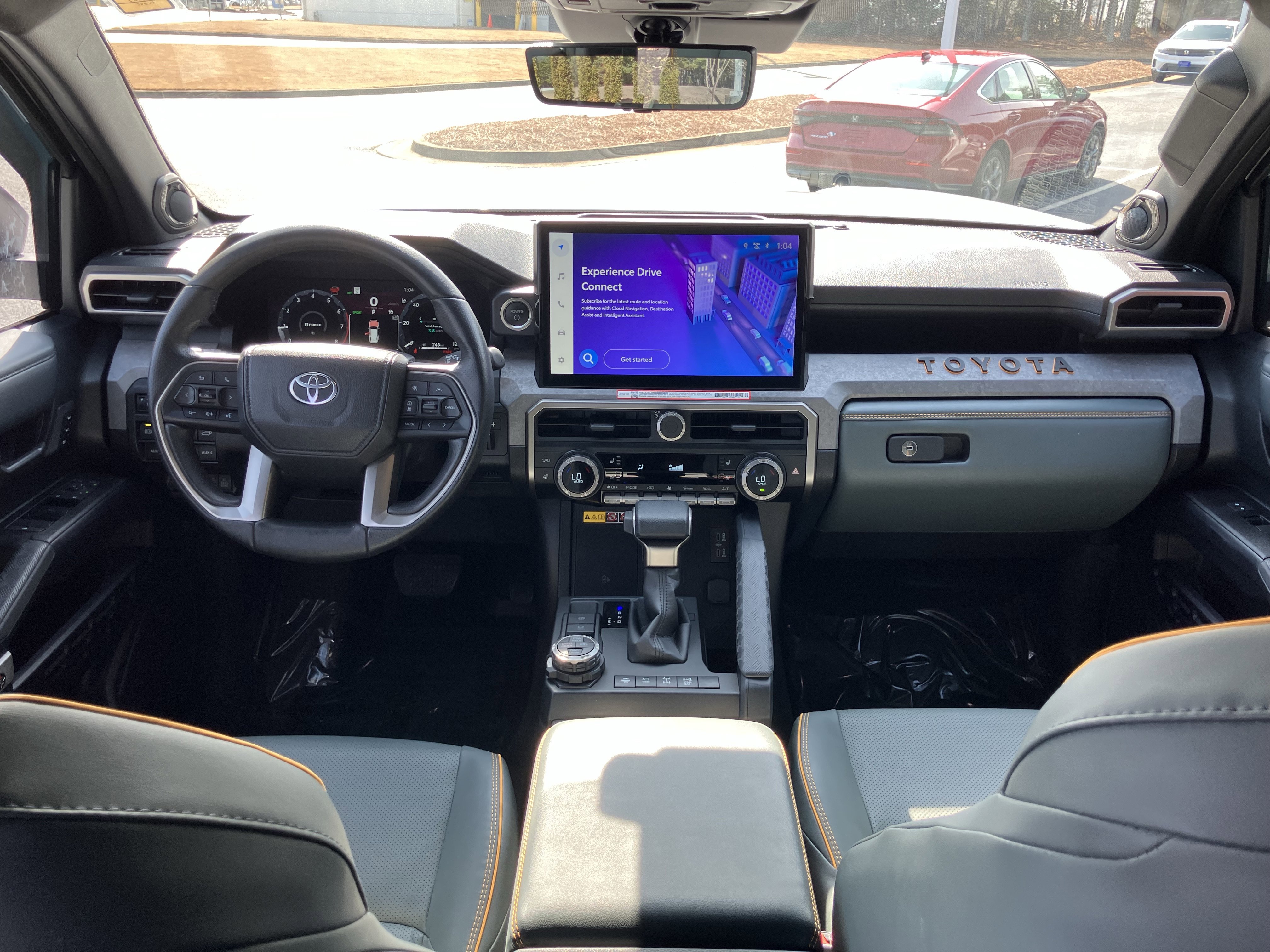 Used 2025 Toyota 4Runner Trailhunter image 32