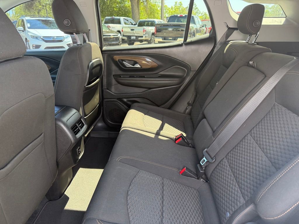 Used 2020 GMC Terrain SLE w/ Driver Convenience Package image 11