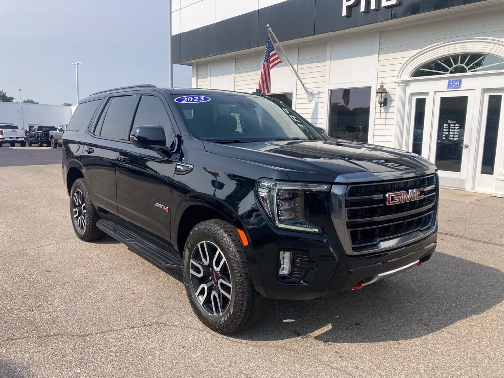 Certified 2023 GMC Yukon AT4 w/ LPO, Floor Liner Package AWD/4WD image 3