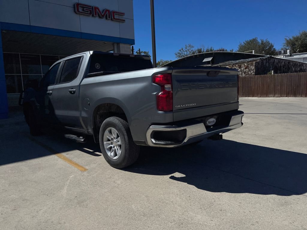 Used 2021 Chevrolet Silverado 1500 LT image 3