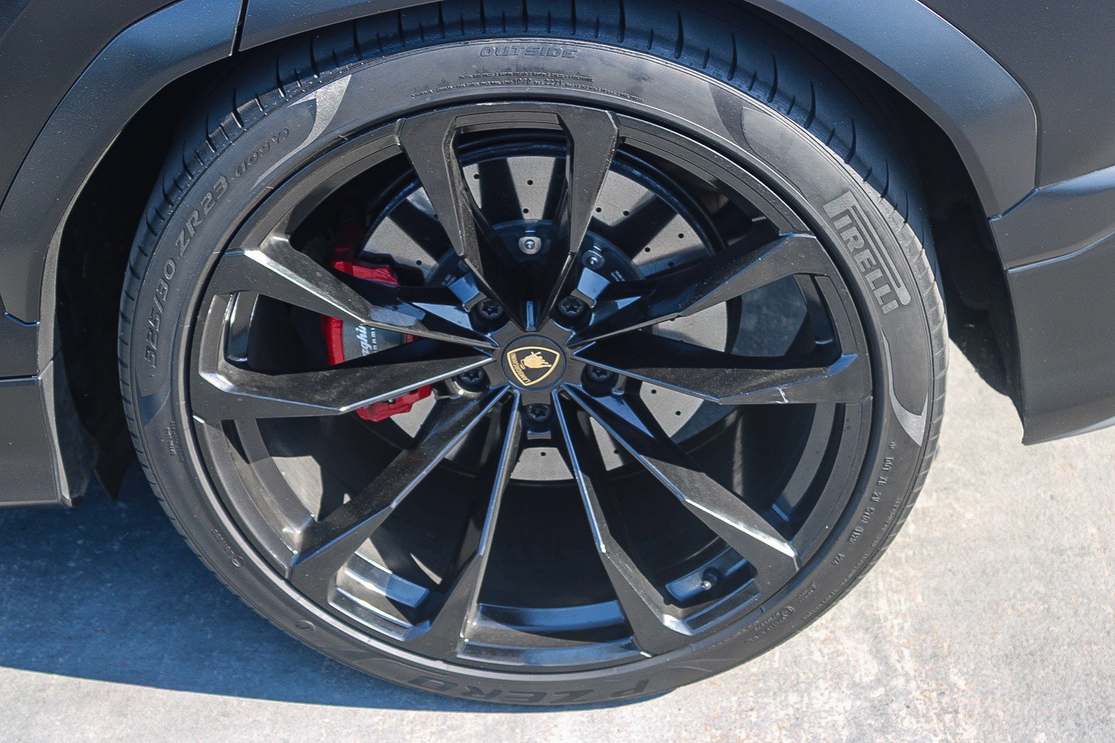 Used 2021 Lamborghini Urus image 10