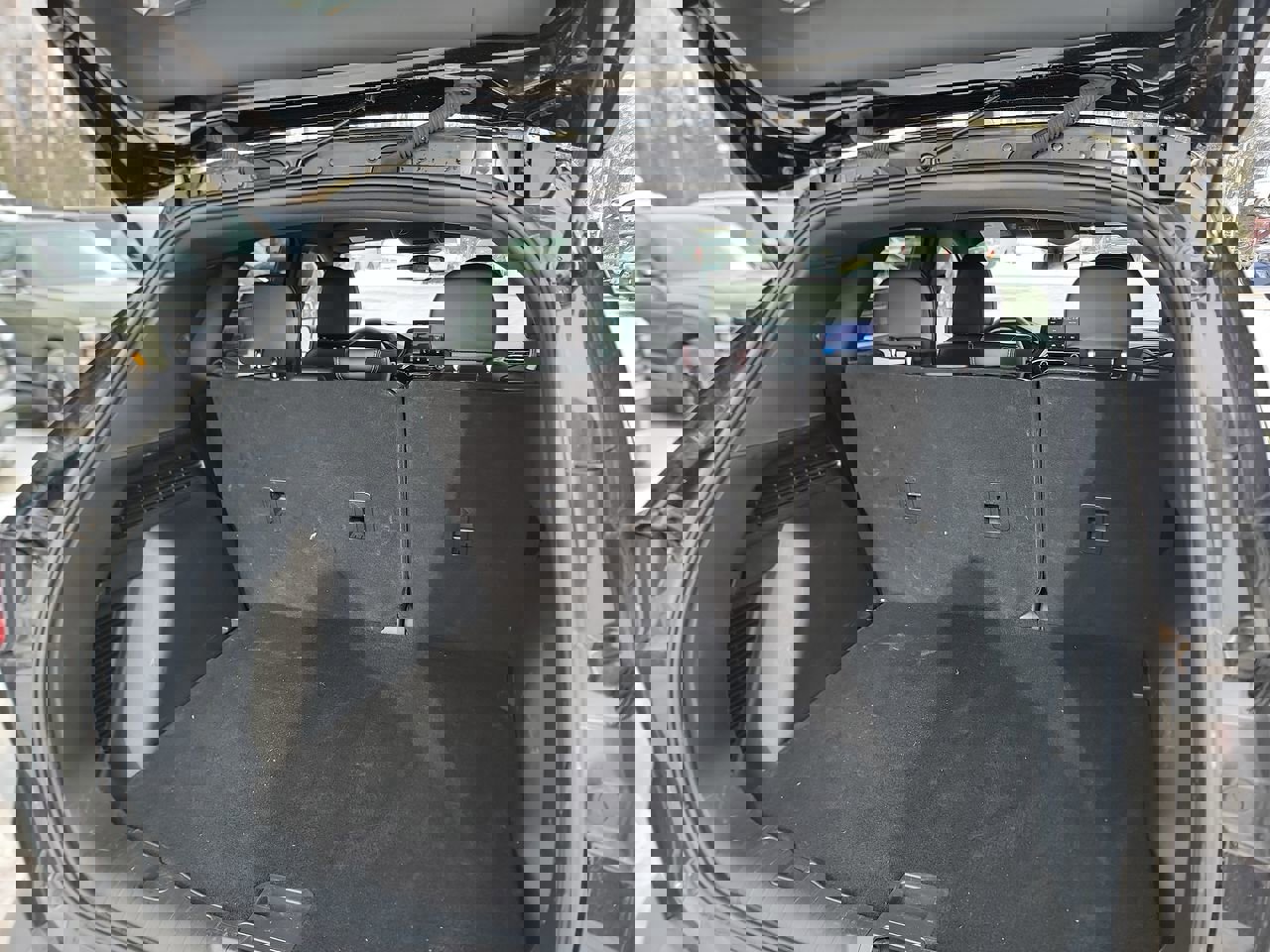 Used 2025 Ford Escape ST-Line image 21