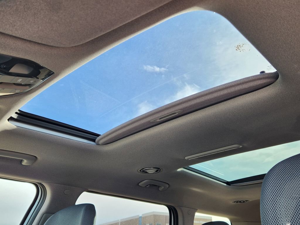 New 2026 Kia EV9 Wind image 15