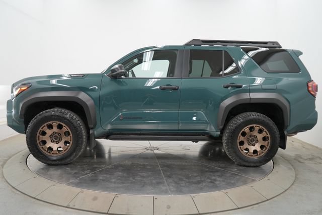 Used 2025 Toyota 4Runner Trailhunter AWD/4WD image 4