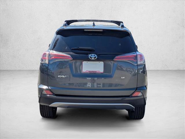 Used 2017 Toyota RAV4 SE image 7