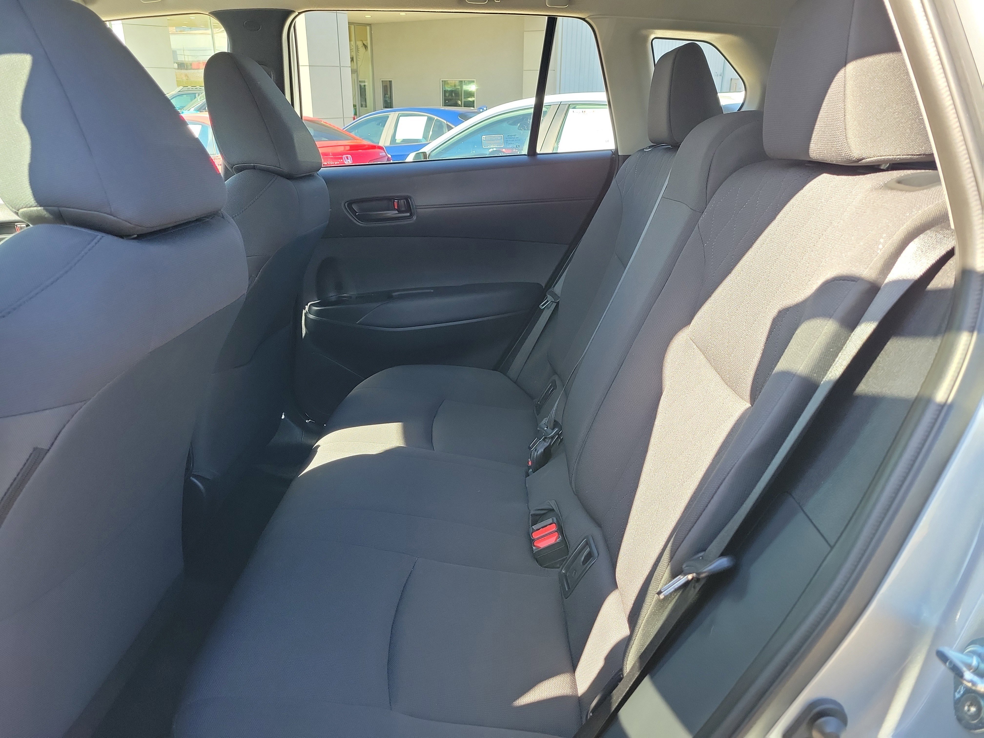 Used 2024 Toyota Corolla Cross LE image 11