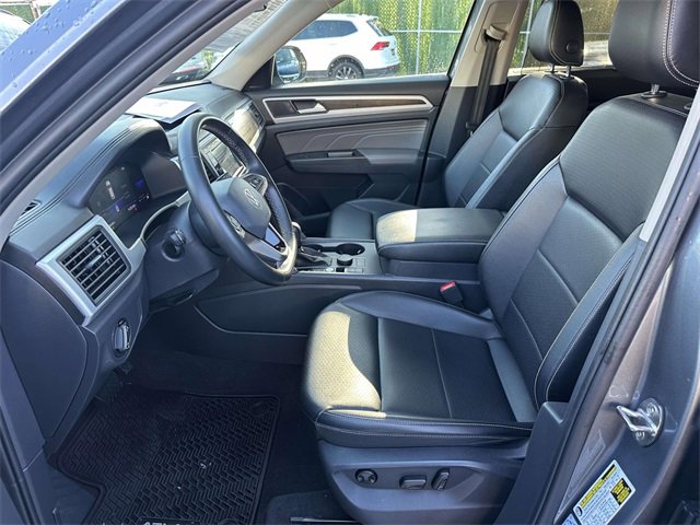 Certified 2022 Volkswagen Atlas SE image 17
