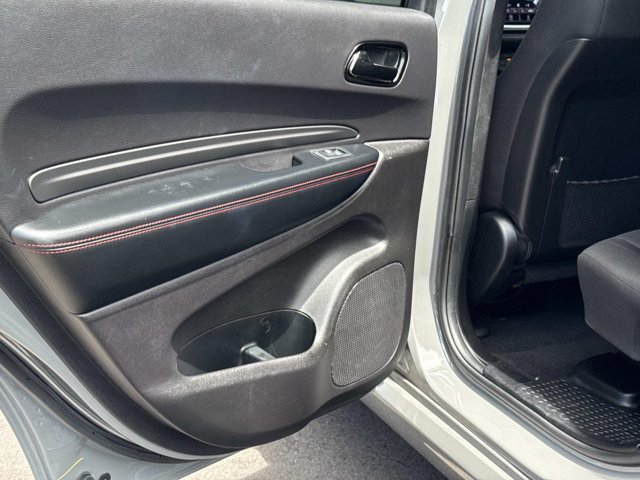 Used 2025 Dodge Durango GT RWD image 12