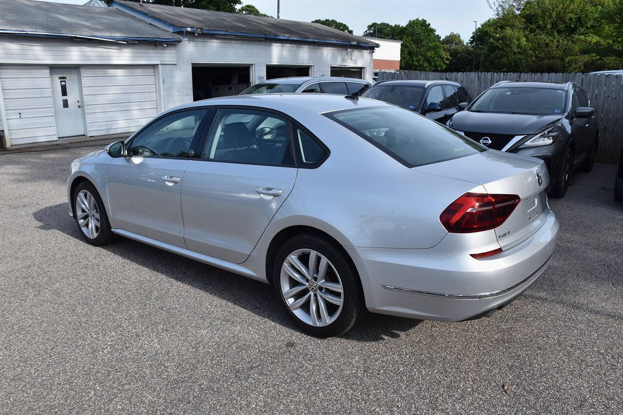Used 2019 Volkswagen Passat 2.0T Wolfsburg w/ Wheels & Sunroof Package FWD image 3