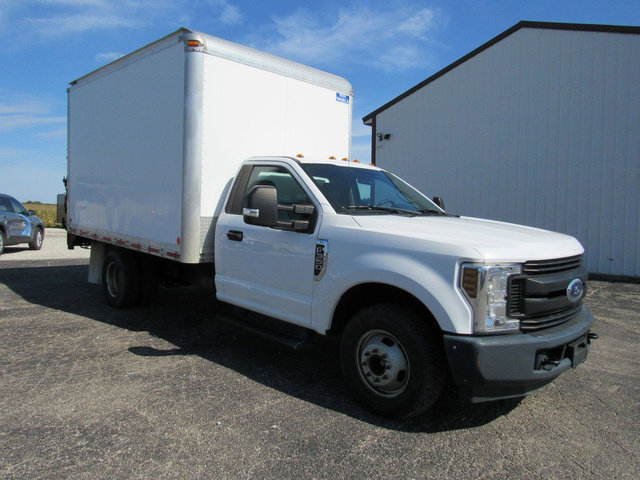 Used 2018 Ford F350 XL w/ Power Equipment Group RWD image 9