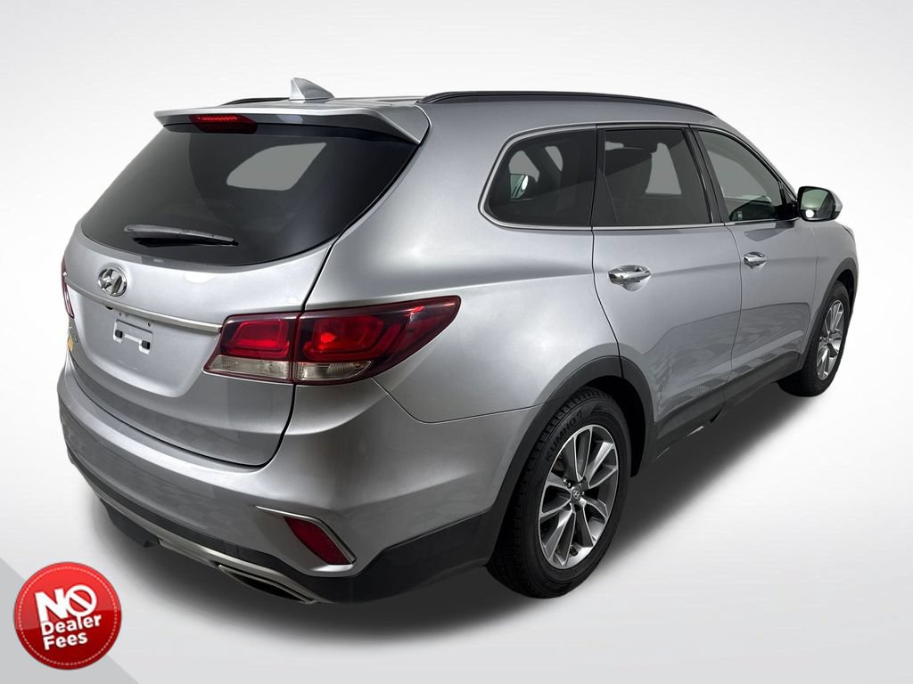 Used 2018 Hyundai Santa Fe SE FWD image 3