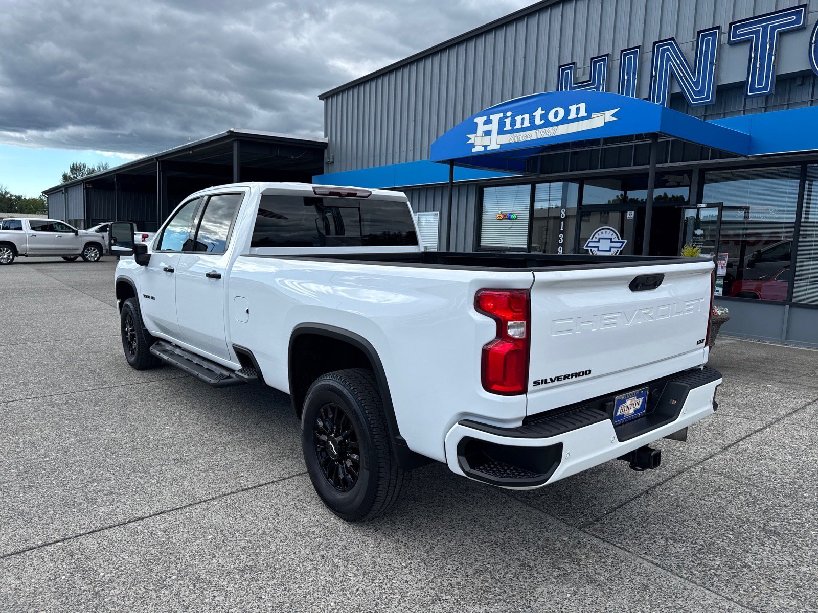 Used 2021 Chevrolet Silverado 3500 LTZ w/ LTZ Plus Package AWD/4WD image 3