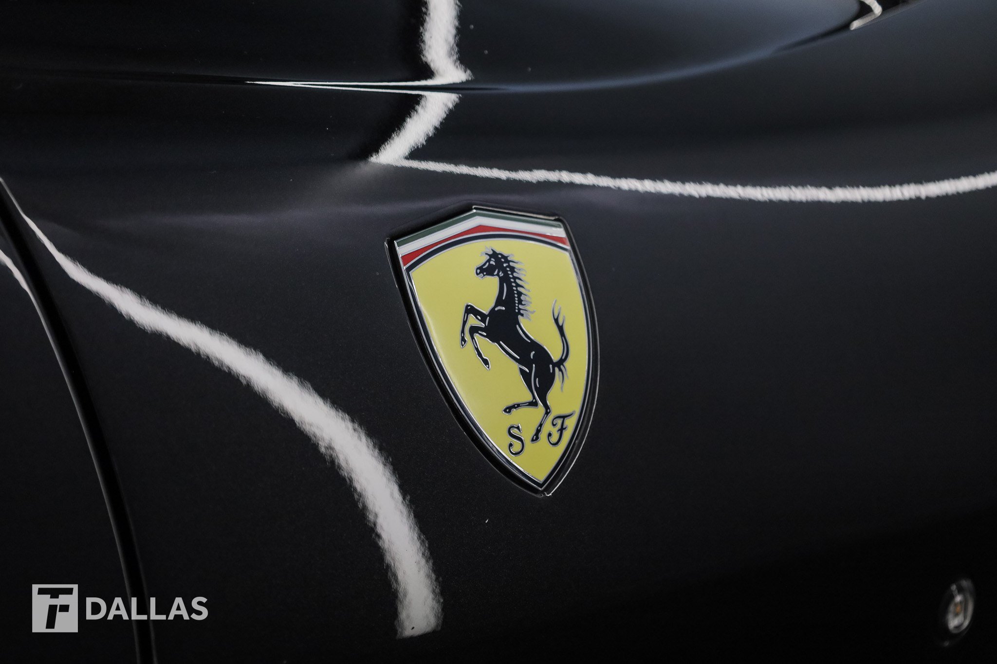 Used 2018 Ferrari 812 Superfast RWD image 22