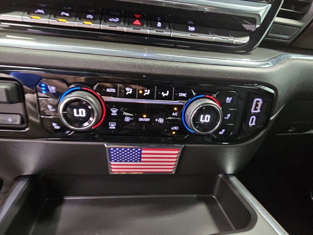 Used 2023 Chevrolet Silverado 1500 High Country RWD image 21