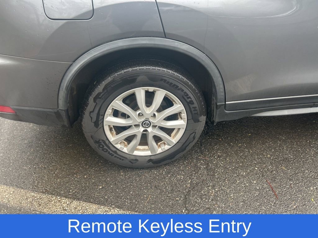 Used 2020 Nissan Rogue S w/ Special Edition Package image 6