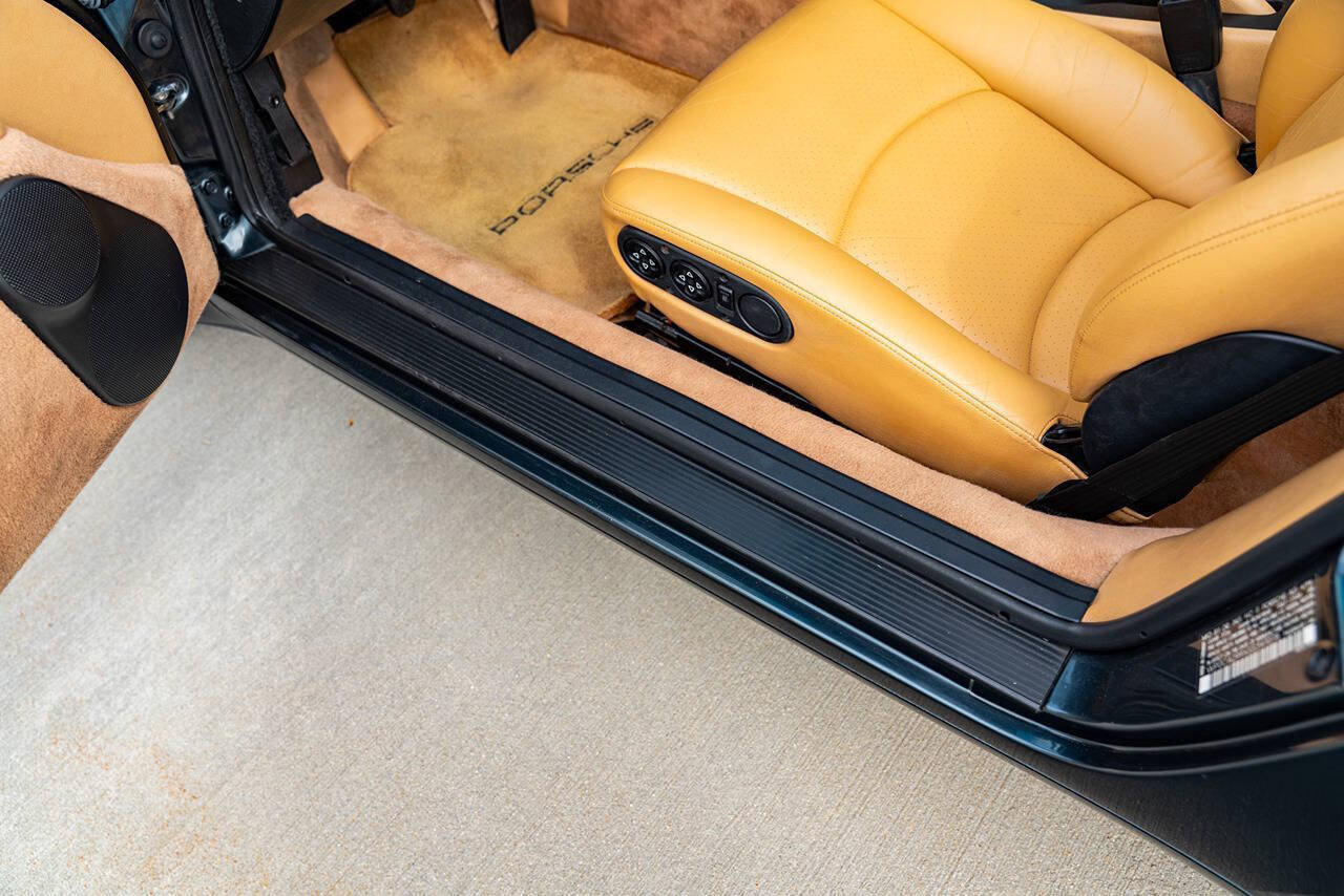 Used 1995 Porsche 911 Cabriolet image 53