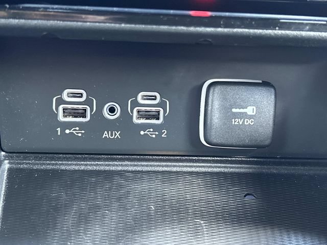 Used 2024 Jeep Grand Cherokee Altitude AWD/4WD image 24