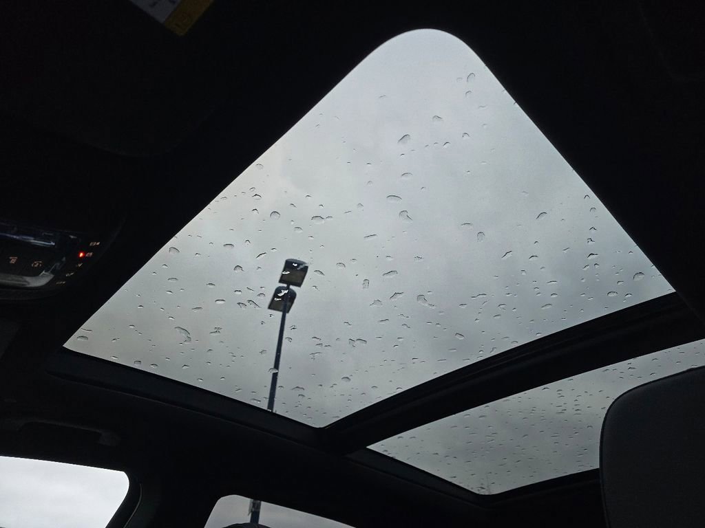 New 2026 Mercedes-Benz GLE 450 GLE 450 image 3