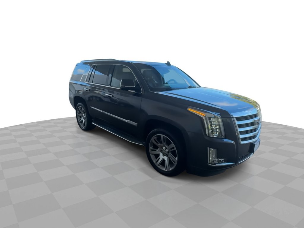 Used 2016 Cadillac Escalade Luxury AWD/4WD image 2
