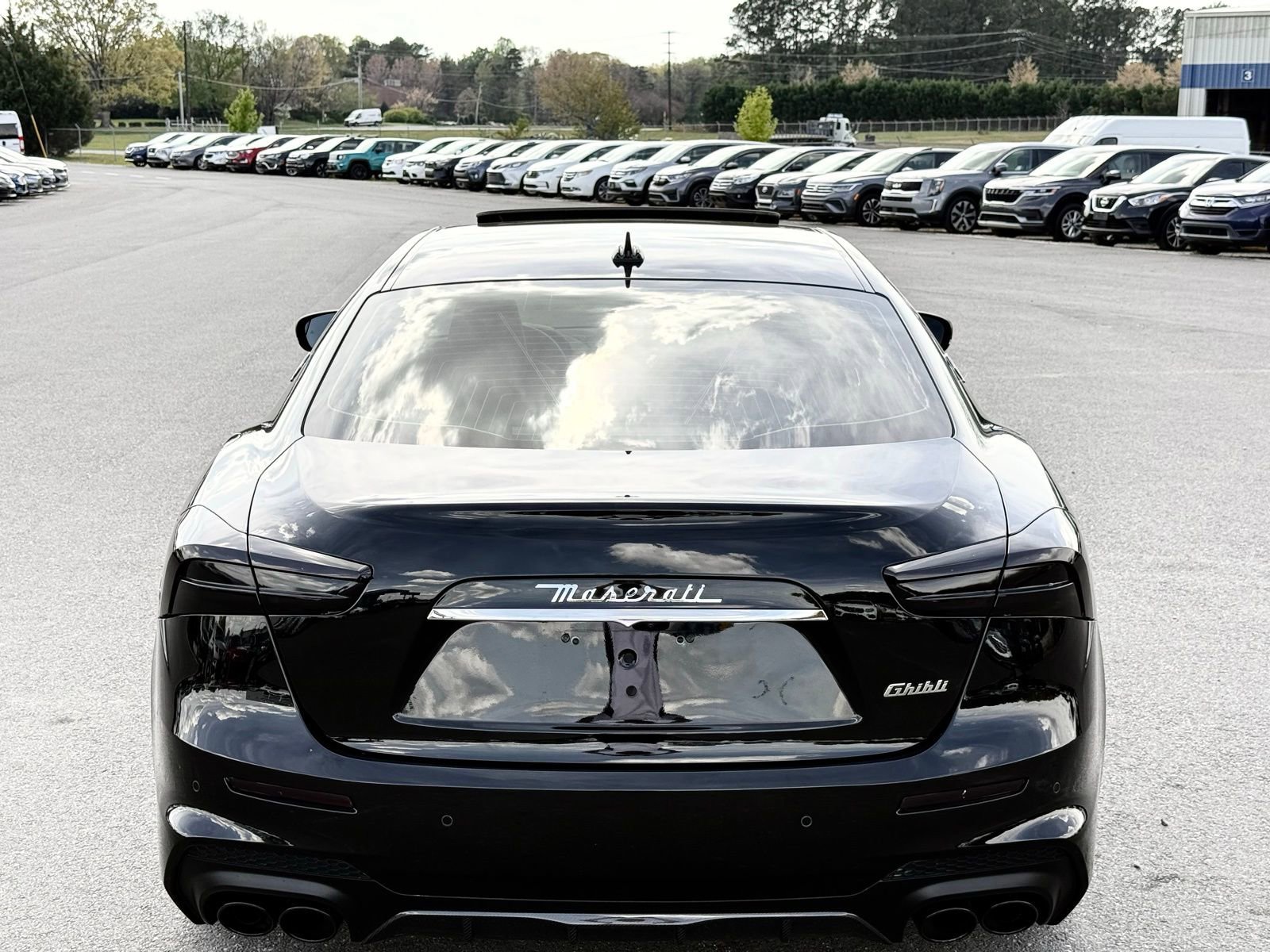 Used 2021 Maserati Ghibli Trofeo image 14