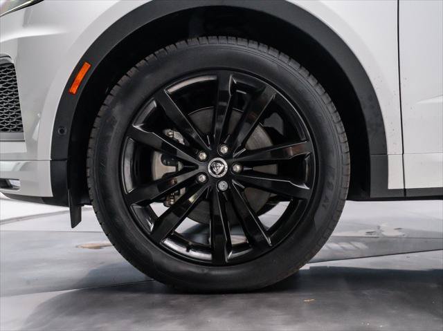 New 2024 Jaguar E-PACE R-Dynamic SE AWD/4WD image 12