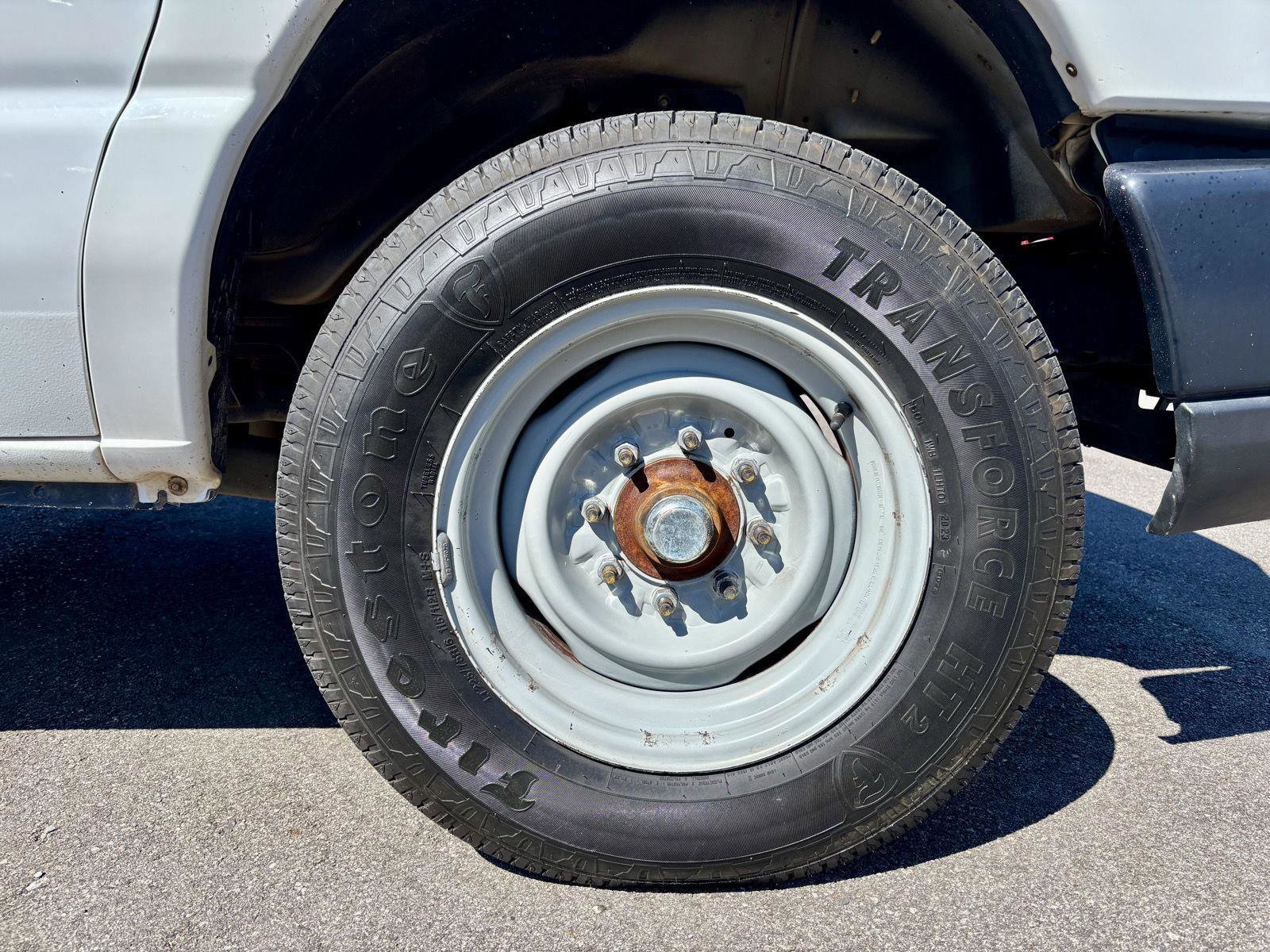 Used 2014 Ford E-150 and Econoline 150 w/ Power Group RWD image 15