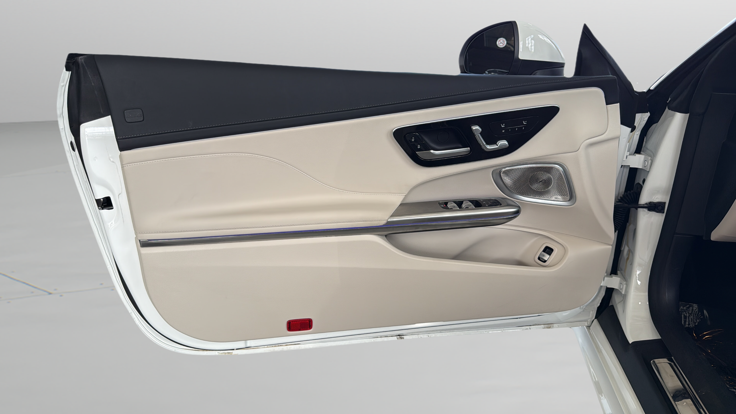 Certified 2026 Mercedes-Benz CLE 300 4MATIC Cabriolet image 14