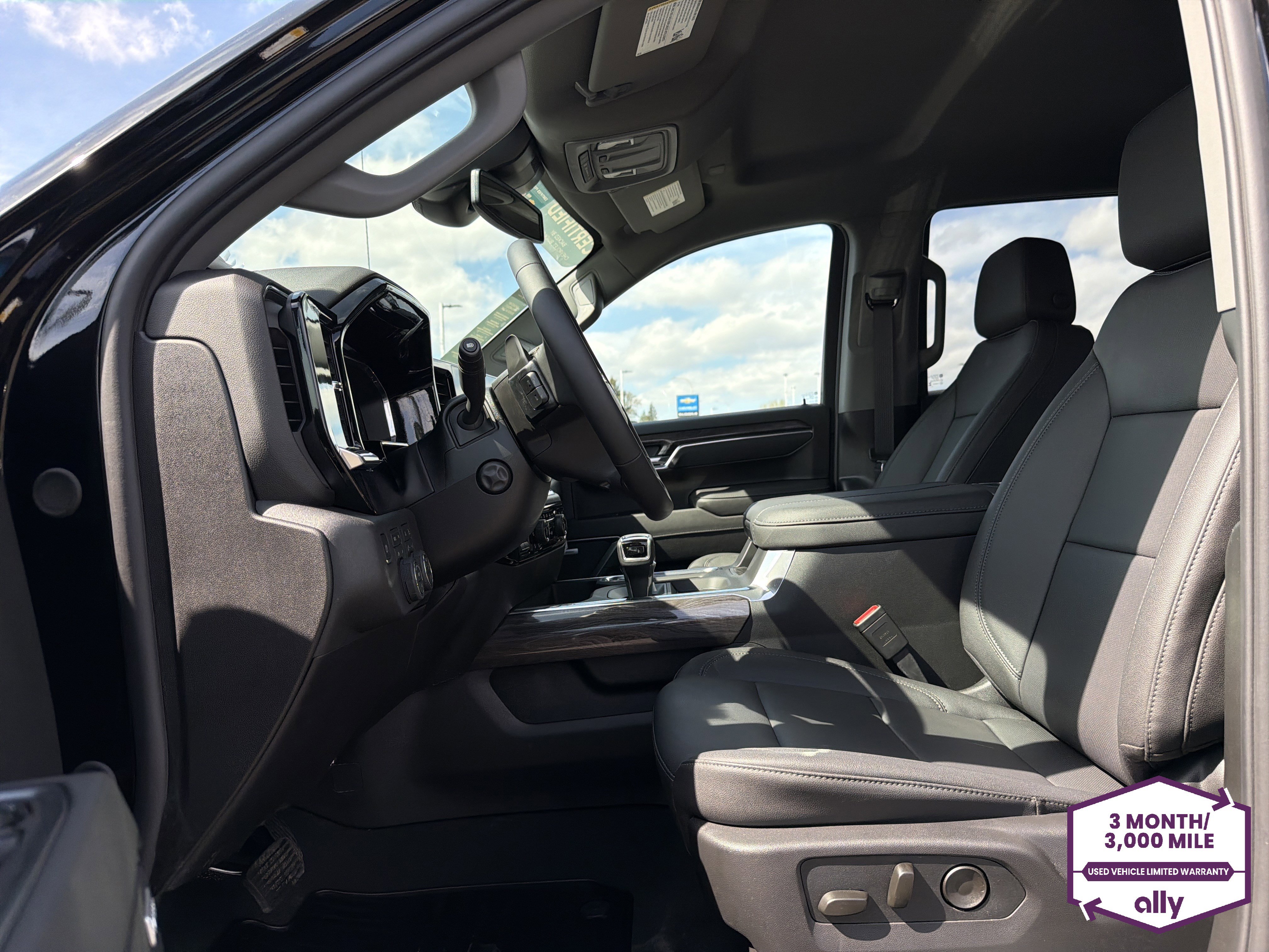 Certified 2026 Chevrolet Silverado 1500 LTZ image 10