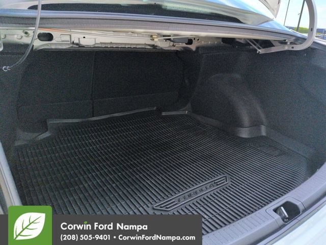 Used 2024 Toyota Corolla LE FWD image 29