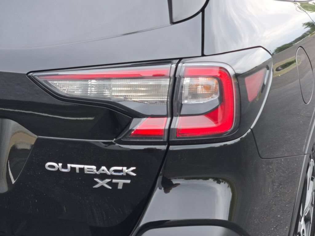 Used 2020 Subaru Outback Limited XT w/ Popular Package #2 AWD/4WD image 12
