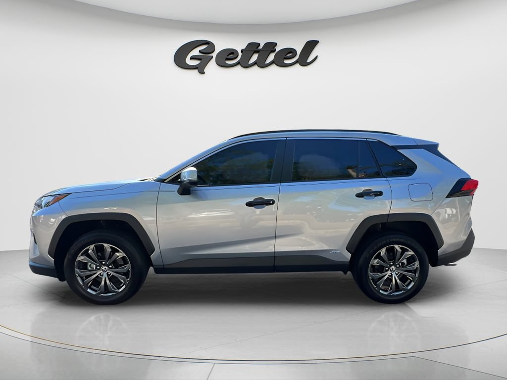 Certified 2025 Toyota RAV4 Limited w/ Advanced Technology Package AWD/4WD image 8