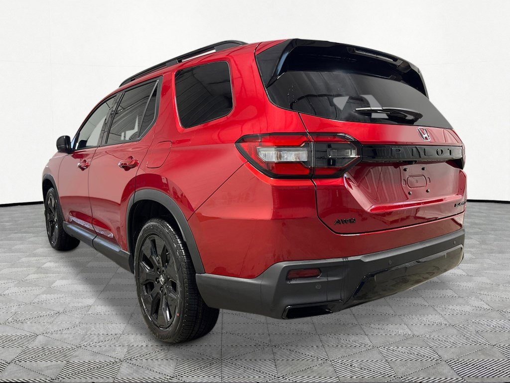 New 2026 Honda Pilot Black Edition image 4