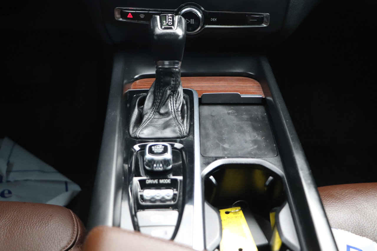 Used 2021 Volvo V60 T5 Cross Country w/ Advanced Package image 21