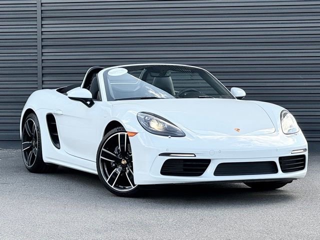 Used 2024 Porsche 718 Boxster RWD image 7