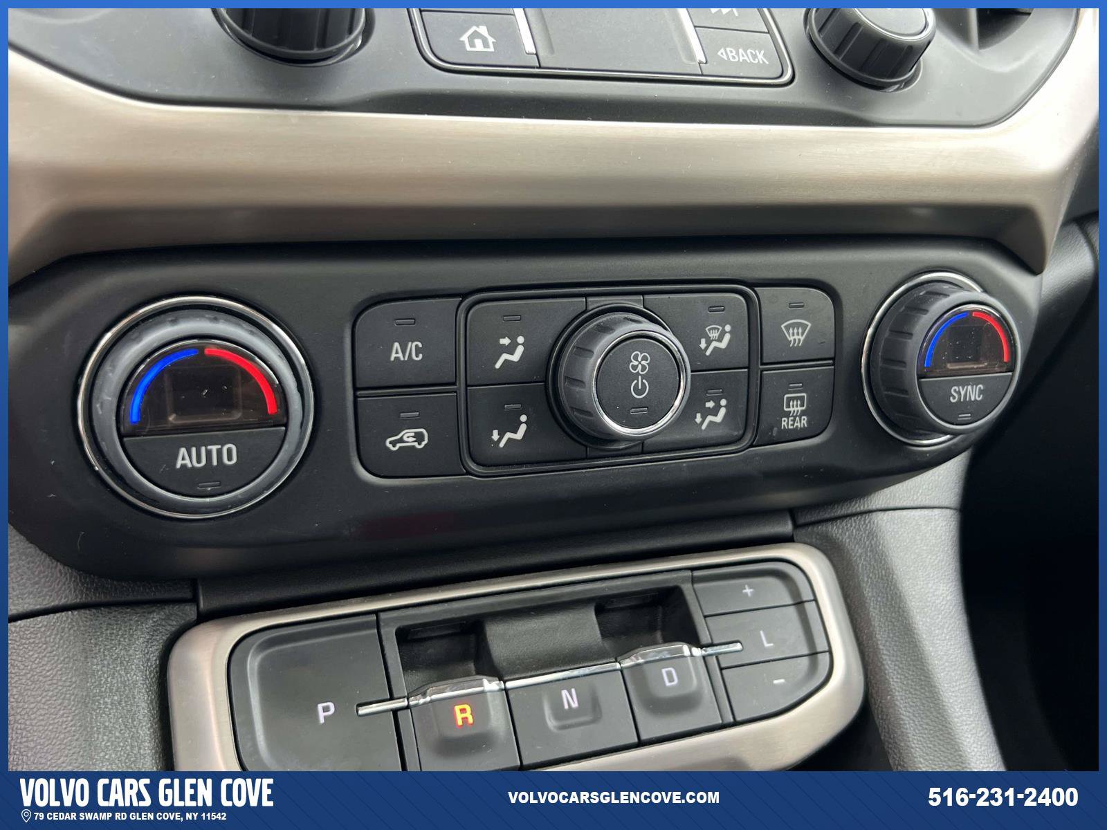 Used 2022 GMC Acadia Denali AWD/4WD image 32