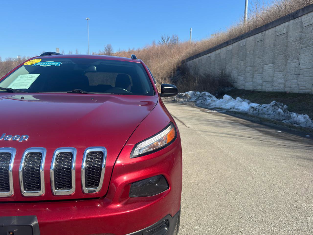 Used 2017 Jeep Cherokee Sport w/ Cold Weather Group image 10