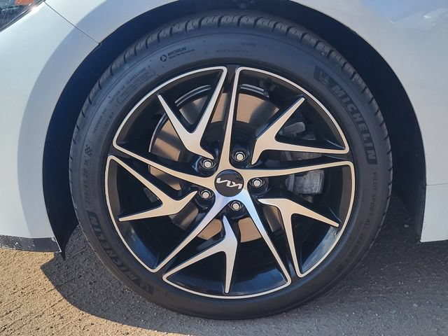Used 2022 Kia Stinger GT-Line w/ Sun & Sound Package AWD/4WD image 10