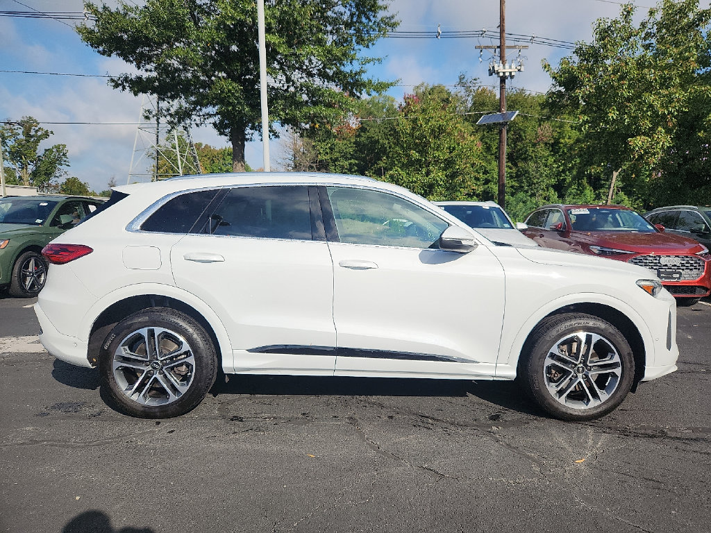 Certified 2025 Audi Q5 Premium w/ Premium Plus AWD/4WD image 13